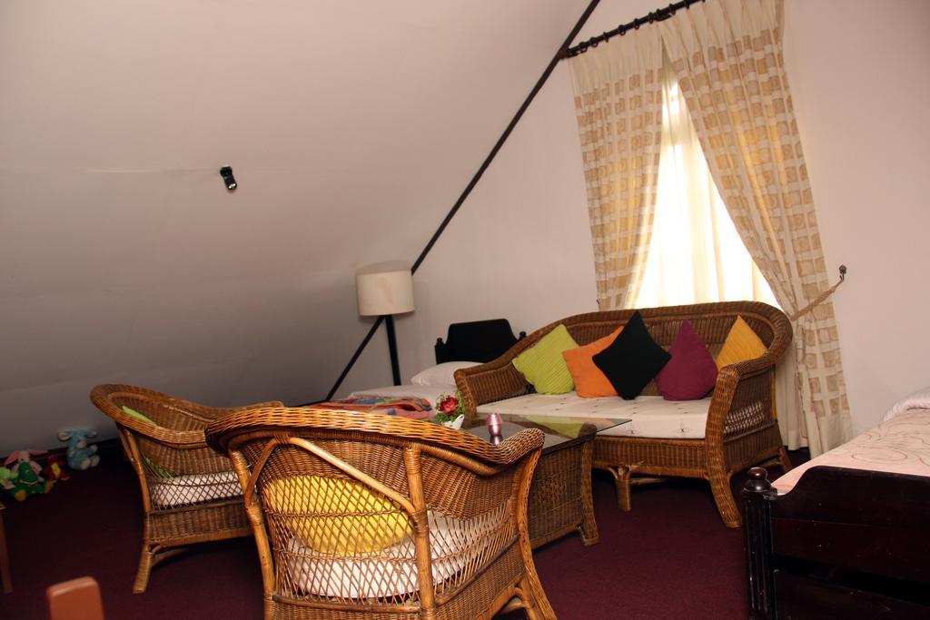 Perera Homestay Nuwara Eliya Dış mekan fotoğraf