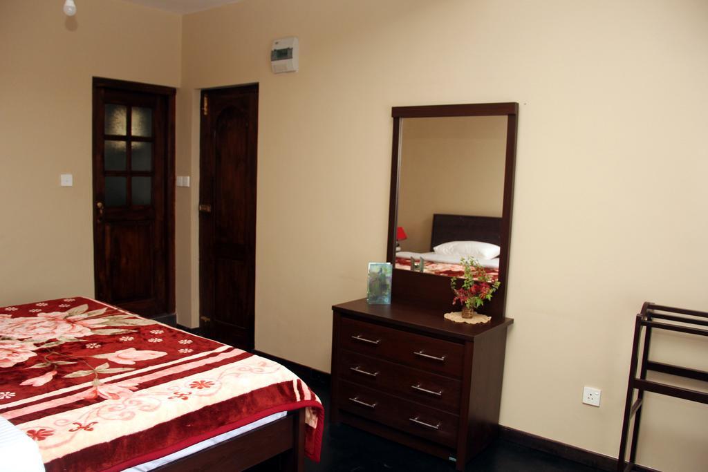Perera Homestay Nuwara Eliya Dış mekan fotoğraf